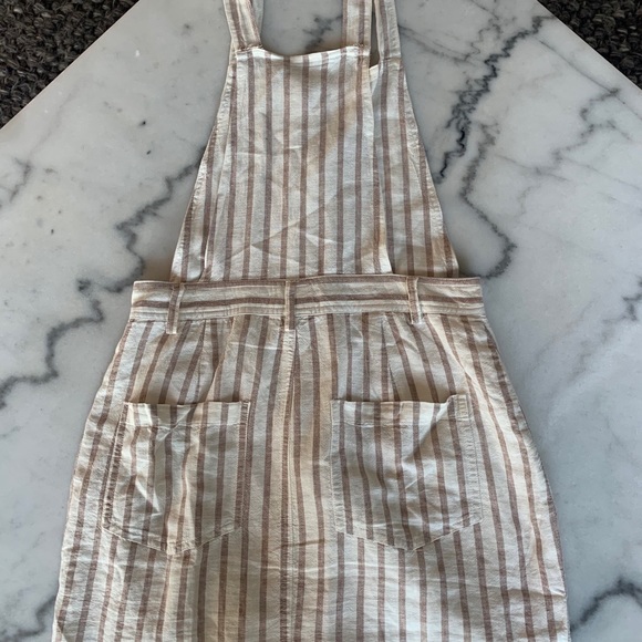 Brand new! Pink and white dress! - Picture 2 of 3